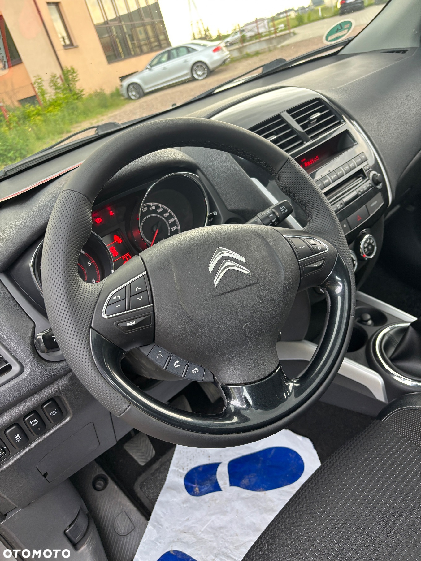 Citroën C4 Aircross - 12
