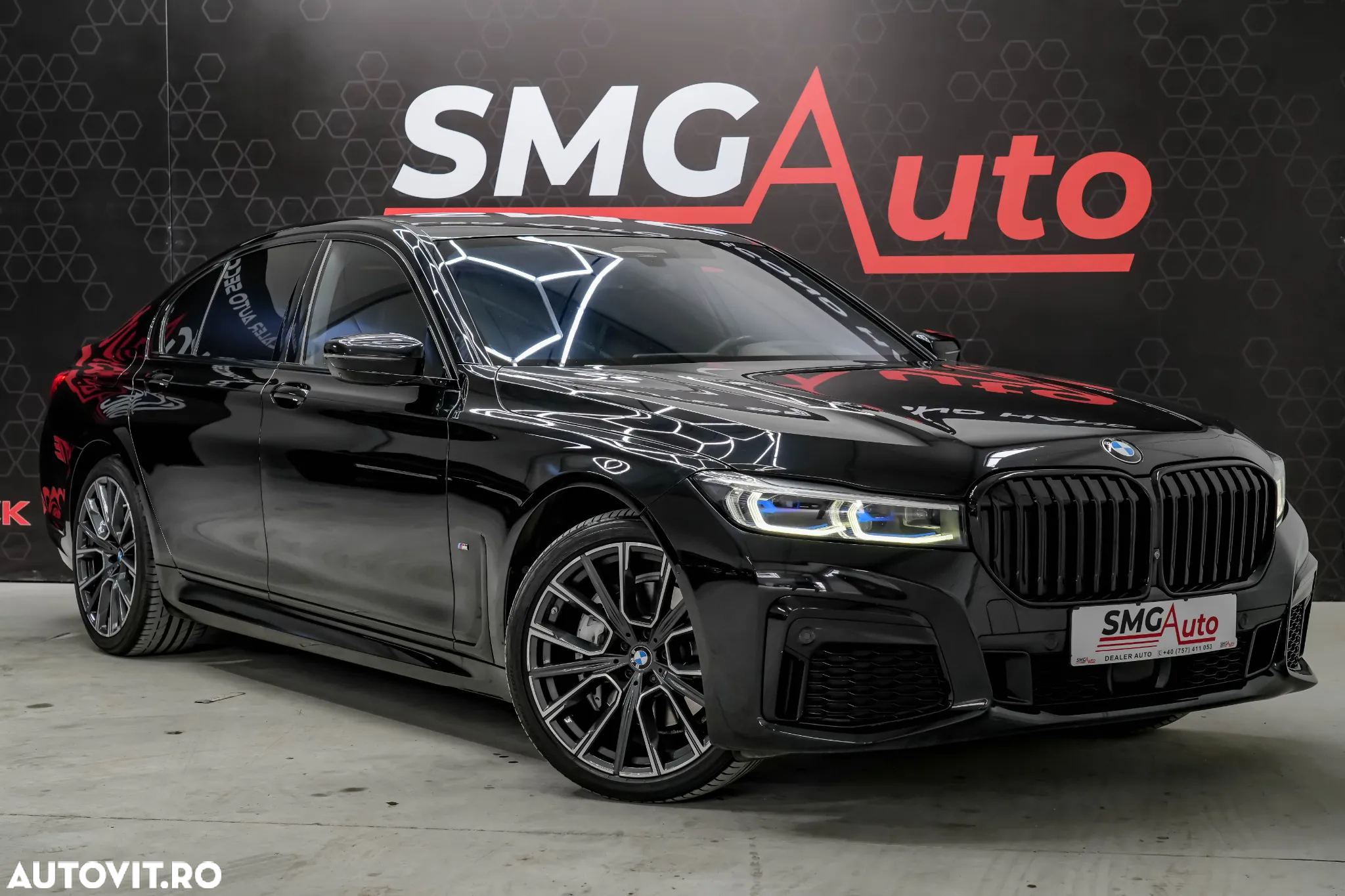 BMW Seria 7 730d xDrive - 32