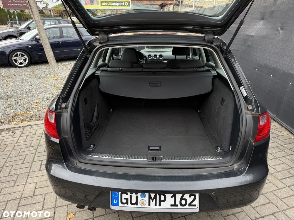 Seat Exeo 2.0 TDI DPF Style - 36