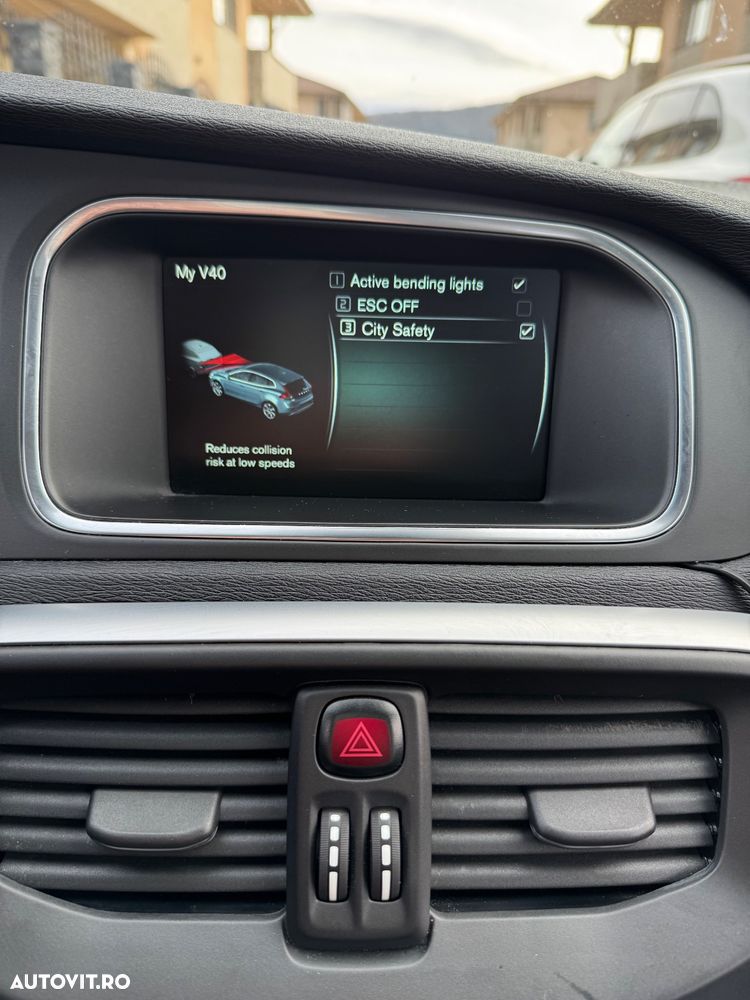 Volvo V40 D2 Ocean Race - 10