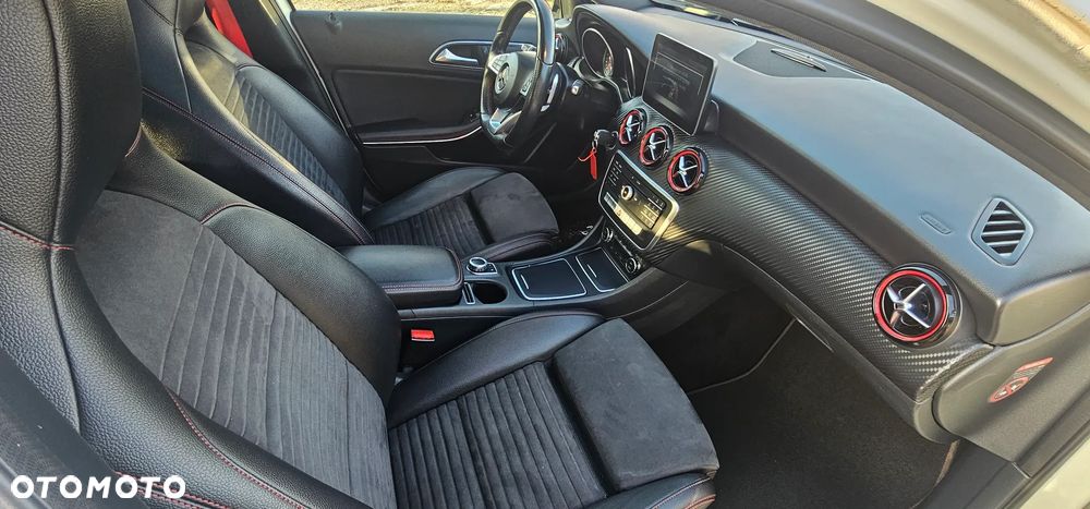 Mercedes-Benz Klasa A 250 Sport 7G-DCT - 13