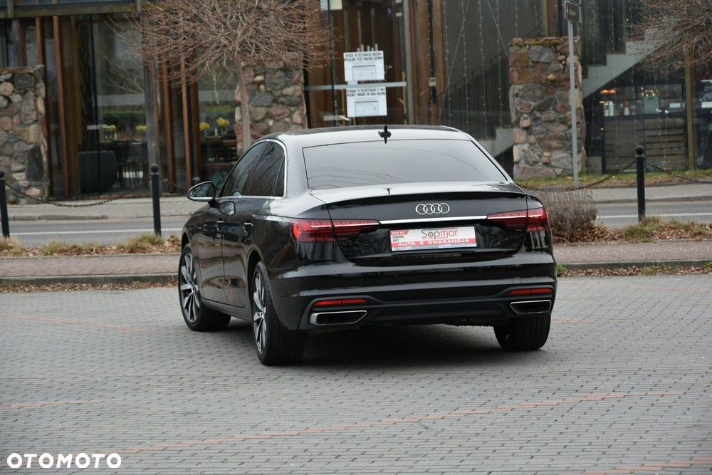 Audi A4 Limousine - 19