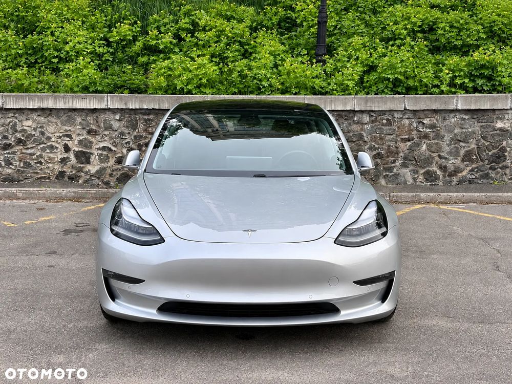 Tesla Model 3 Premium Langstreckenbatterie AWD Dual Motor - 3