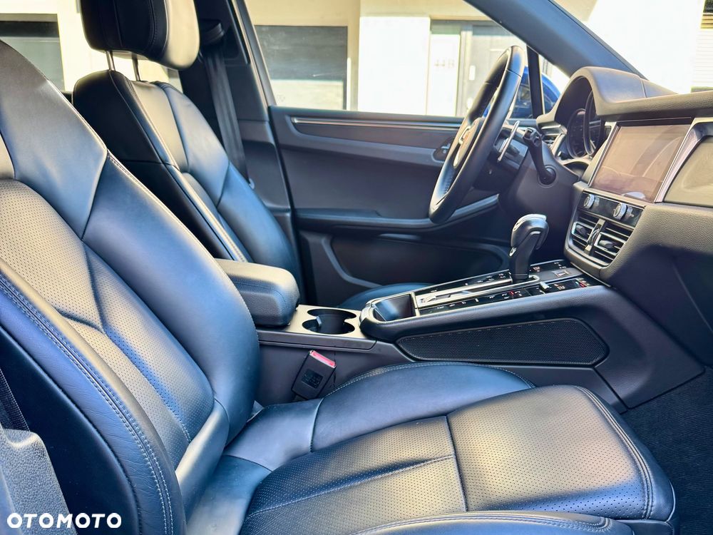 Porsche Macan Standard - 16