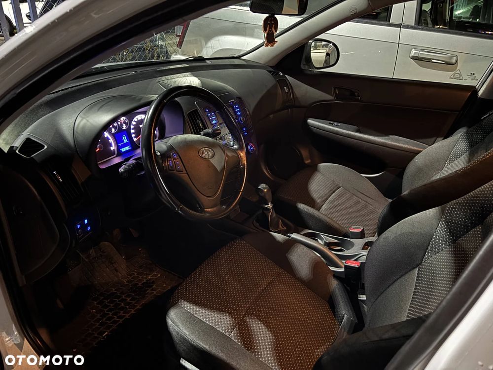 Hyundai i30 1.4 Blue Classic - 10