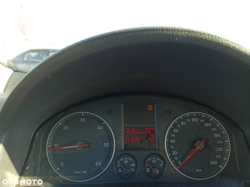 Volkswagen Golf - 14