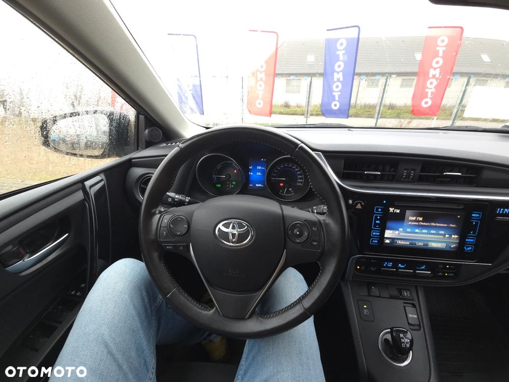 Toyota Auris - 33