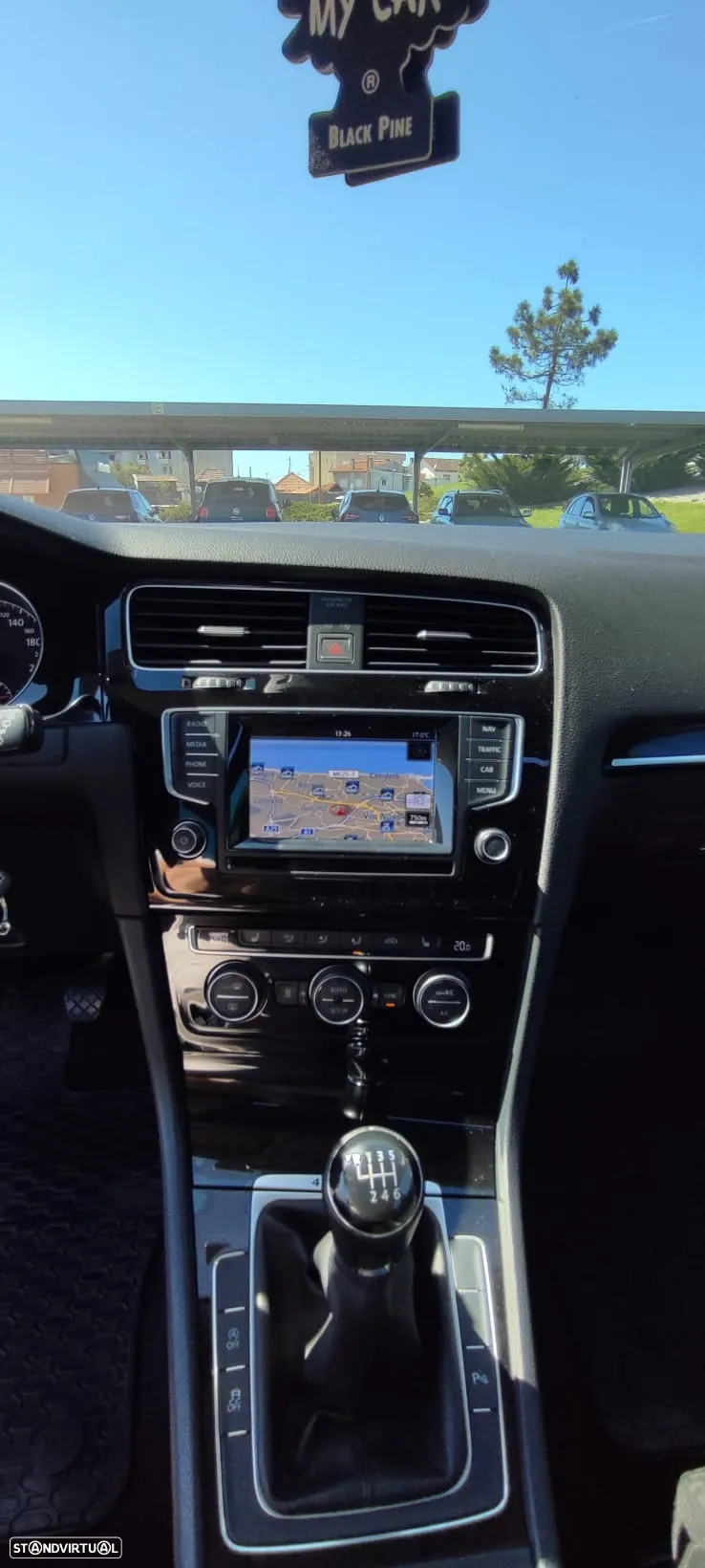 VW Golf Variant 2.0 TDi 4Motion BlueMotion Highline - 16