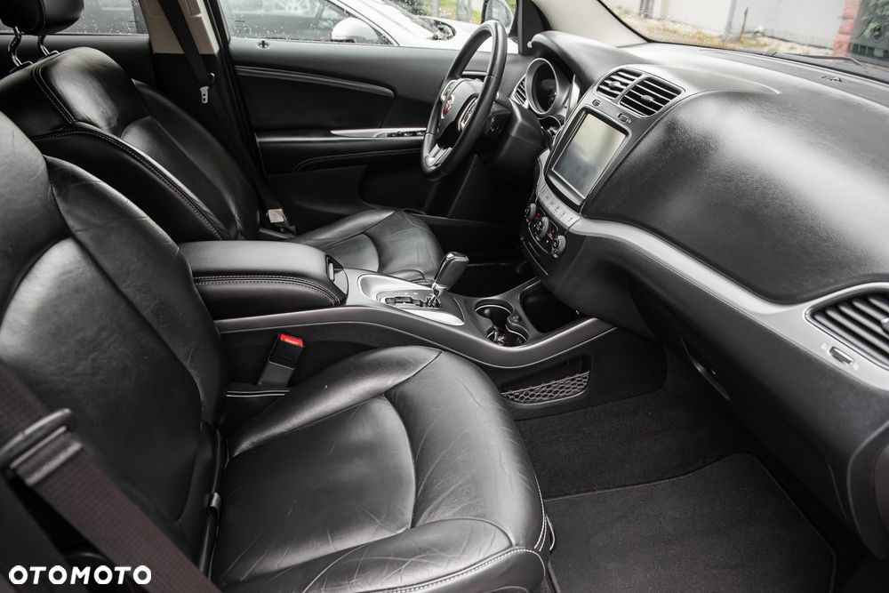 Fiat Freemont 2.0 Multijet 16V DPF Automatik Allrad Black Code - 35