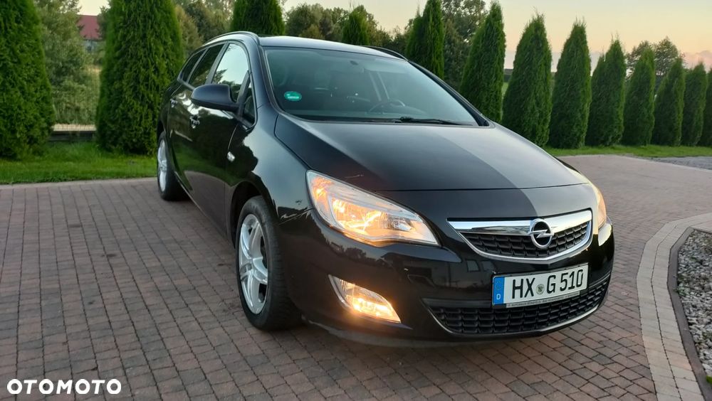 Opel Astra 1.7 CDTI DPF Color Edition - 1