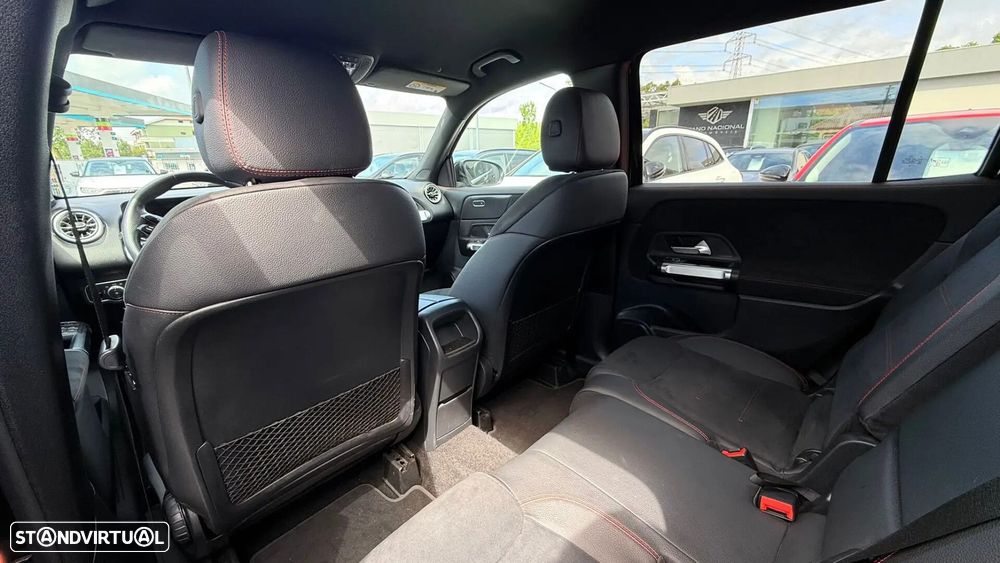 Mercedes-Benz GLB 180 d AMG Line - 12