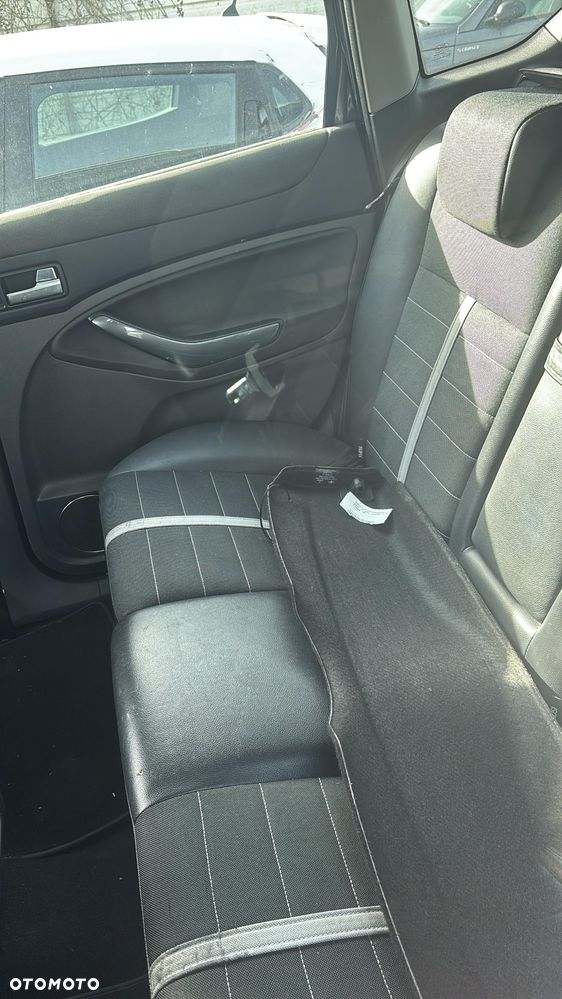 Ford Kuga 2.0 TDCi Individual - 10