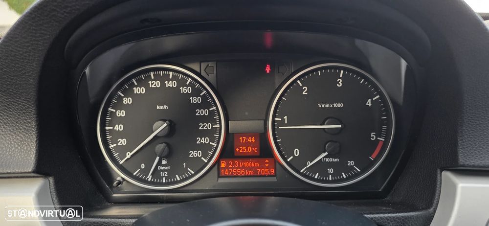 BMW 320 d Touring Navigation Sport - 20