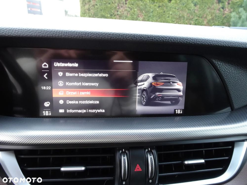 Alfa Romeo Stelvio 2.0 Turbo Sprint Q4 - 35