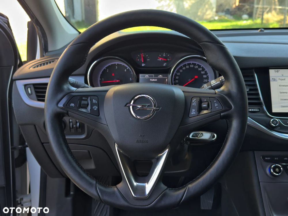 Opel Astra 1.6 CDTI Dynamic S&S - 23