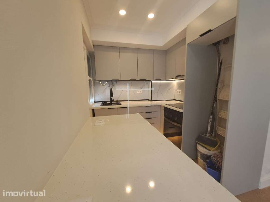 Apartamento T3, totalmente remodelado - Amora - Grande imagem: 5/12