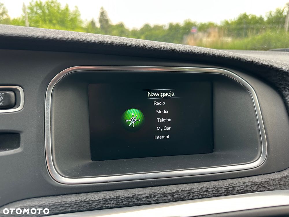 Volvo V40 D2 Momentum - 33