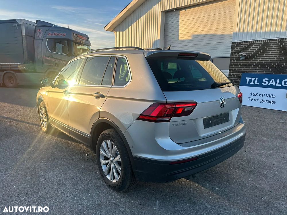 Volkswagen Tiguan 2.0 TDI SCR 4MOTION (BlueMotion Techn.) DSG Highline - 4