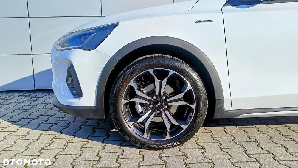 Ford Focus 1.0 EcoBoost mHEV Active X - 6
