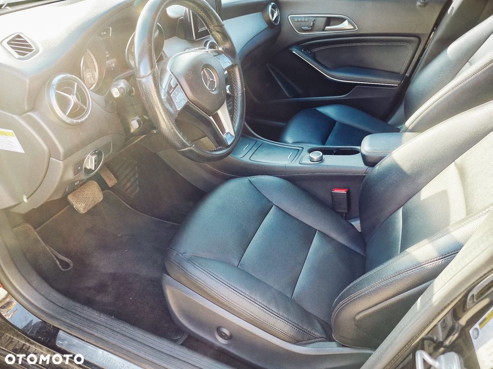 Mercedes-Benz CLA 250 7G-DCT Edition 1 - 9