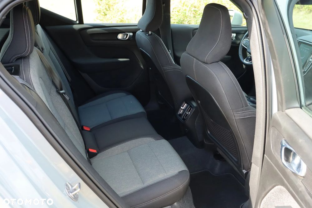 Volvo XC 40 T2 Core - 11