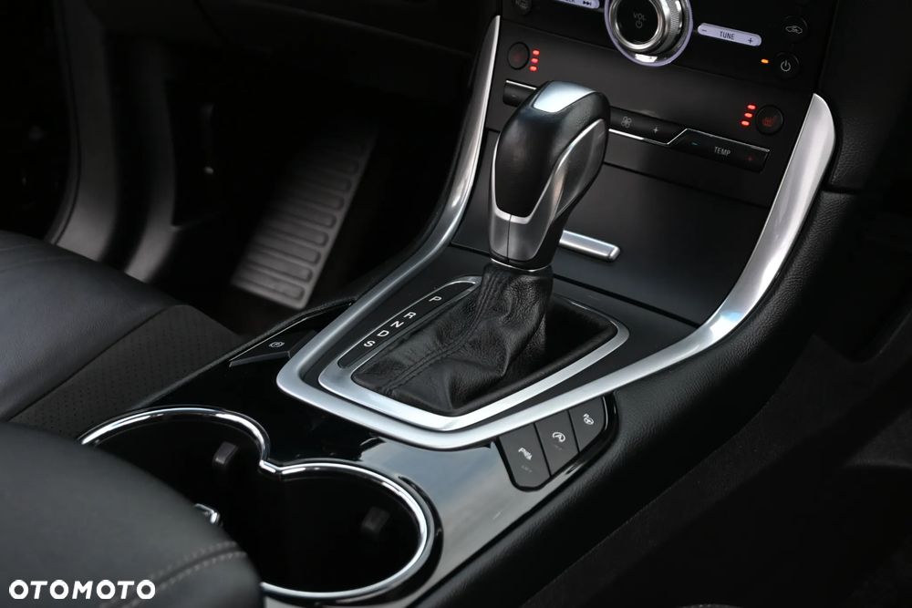 Ford Edge 2.0 TDCi Bi-Turbo 4x4 ST-LINE - 30