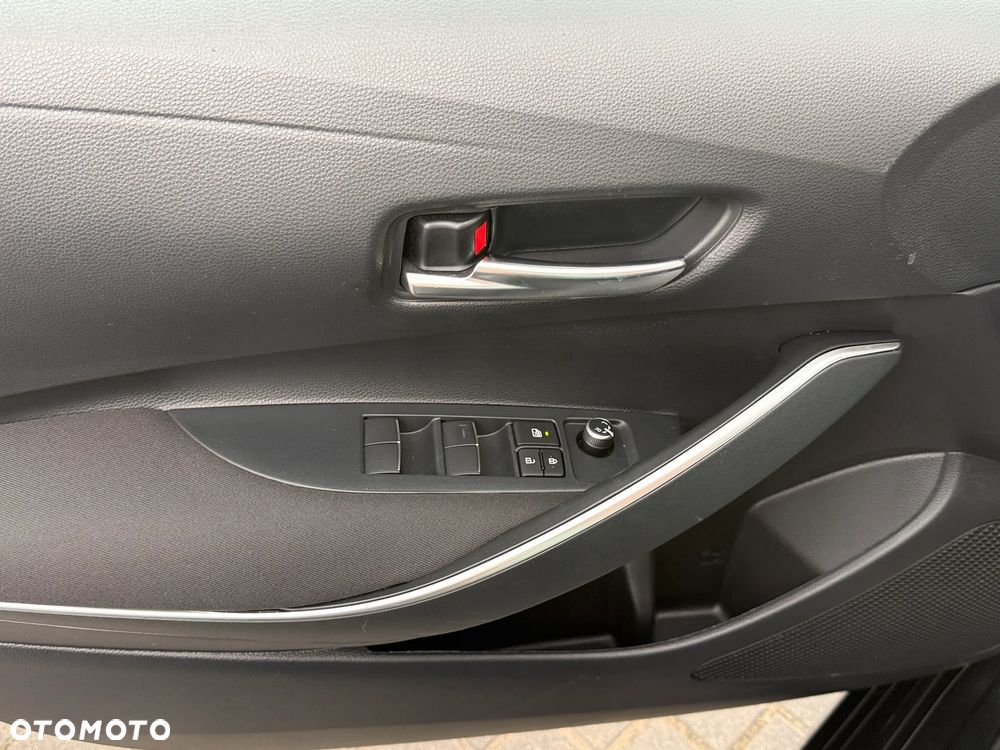 Toyota Corolla 1.8 Hybrid Comfort - 21