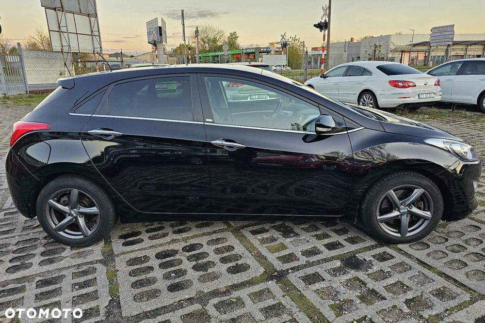 Hyundai i30 1.6 GDI BlueDrive Go - 8