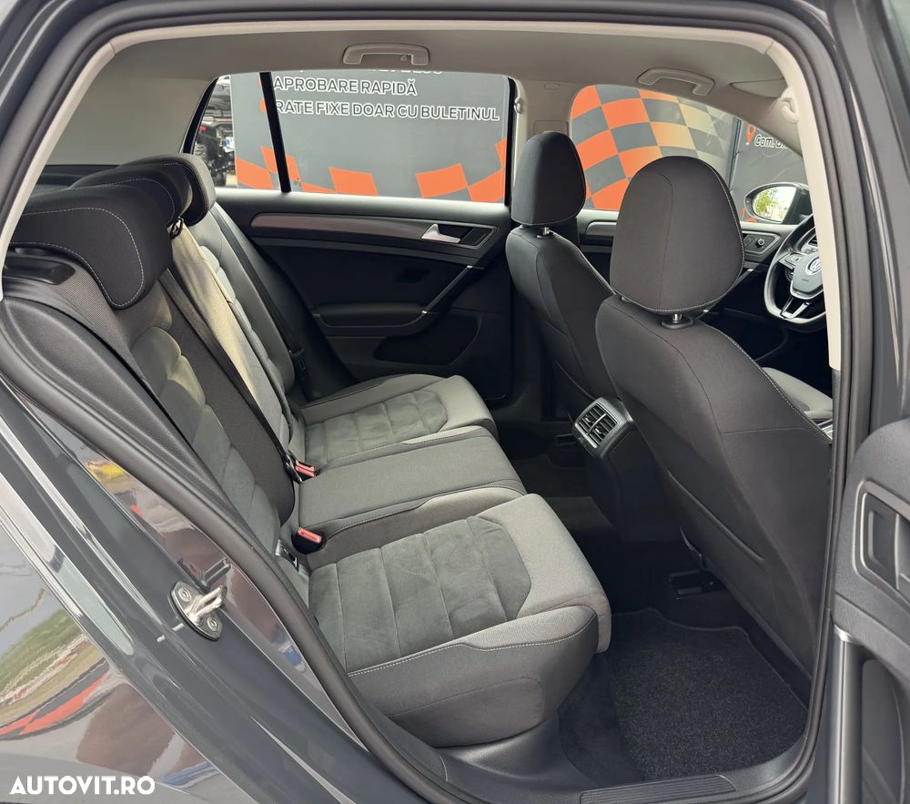 Volkswagen Golf 1.6 TDI DSG Highline - 8