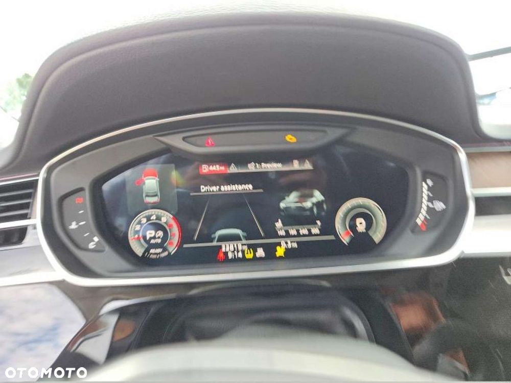 Audi A8 - 11