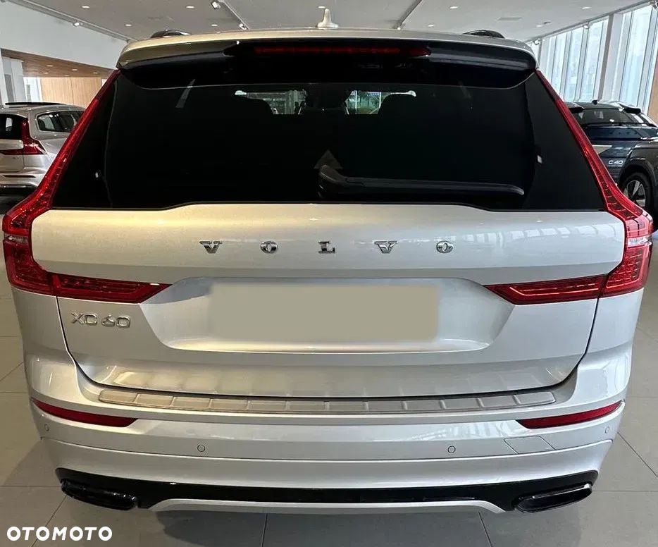 Volvo XC 60 T8 Plug-In Hybrid AWD Polestar Engineered - 8