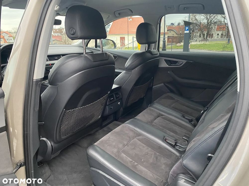 Audi Q7 3.0 TDI ultra Quattro Tiptronic - 9