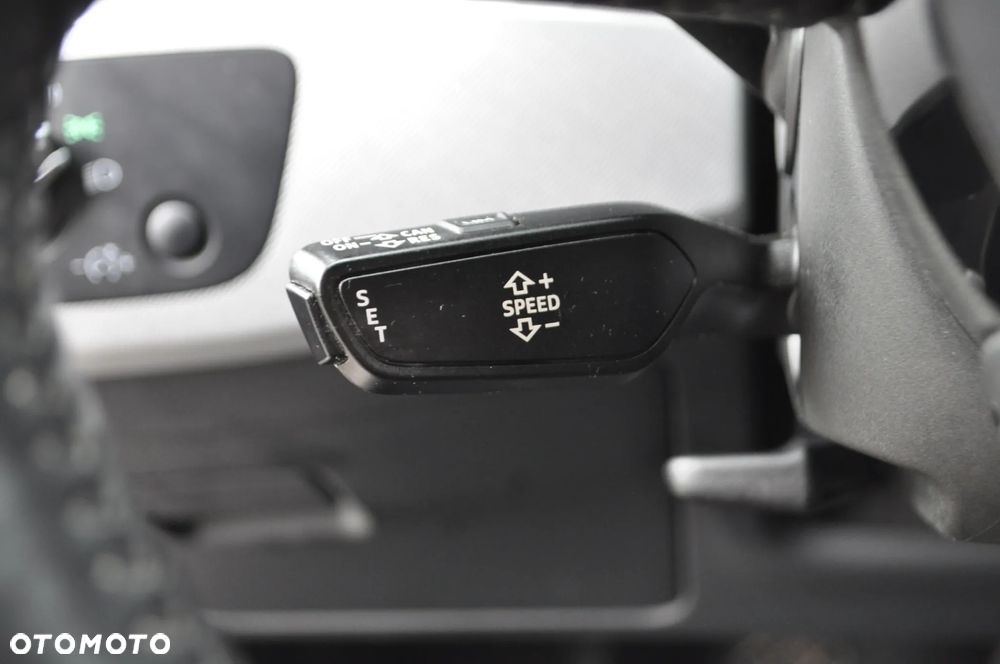 Audi A4 Avant 2.0 TDI sport - 32