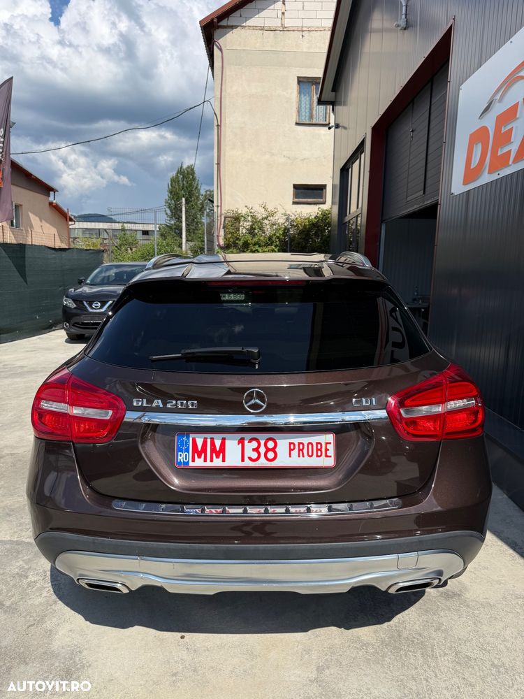 Mercedes-Benz GLA 200 d 7G-DCT Style - 16