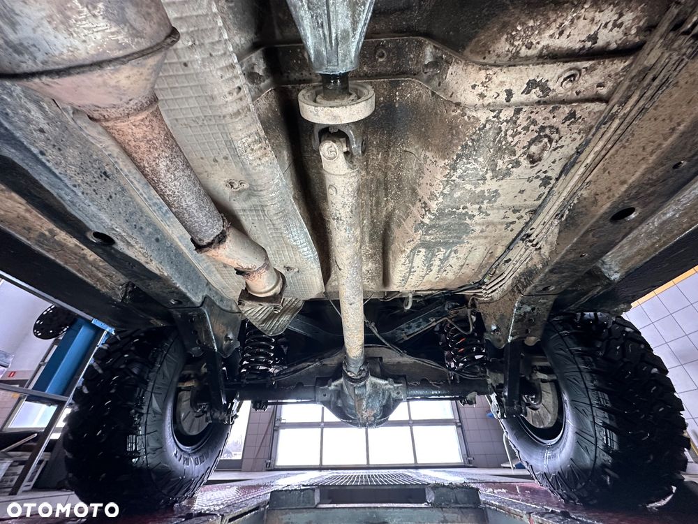 Jeep Grand Cherokee - 27