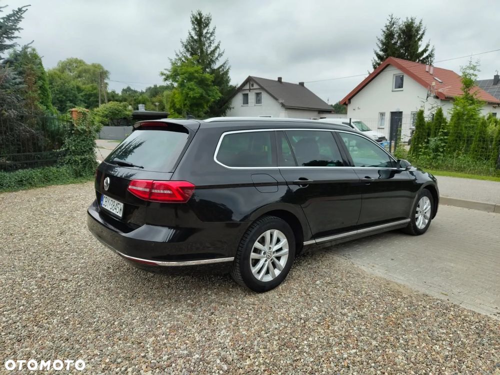 Volkswagen Passat Variant 2.0 TDI SCR DSG Highline - 9