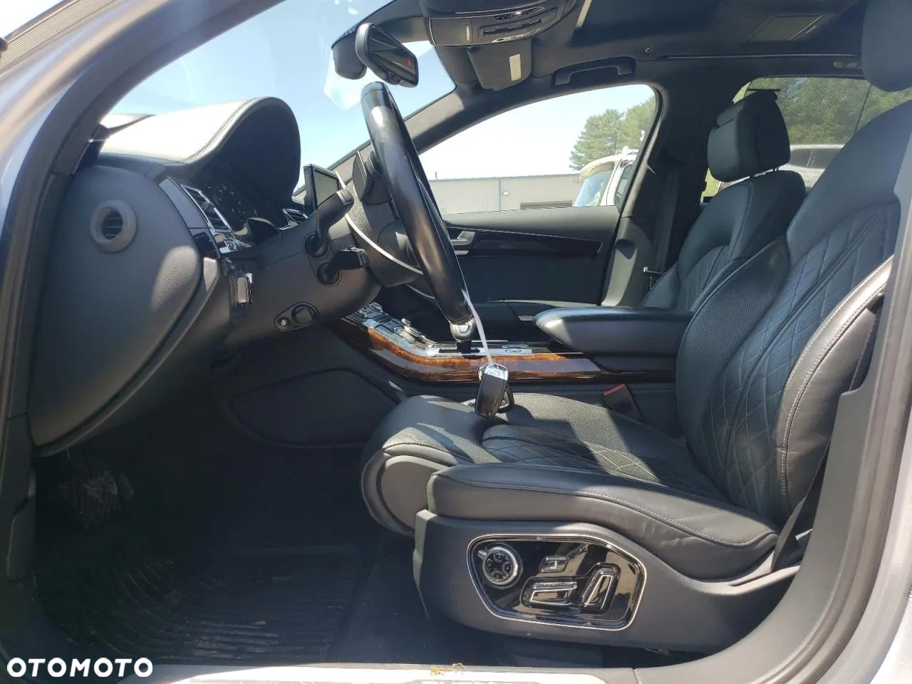 Audi A8 4.0 TFSI L Quattro - 7