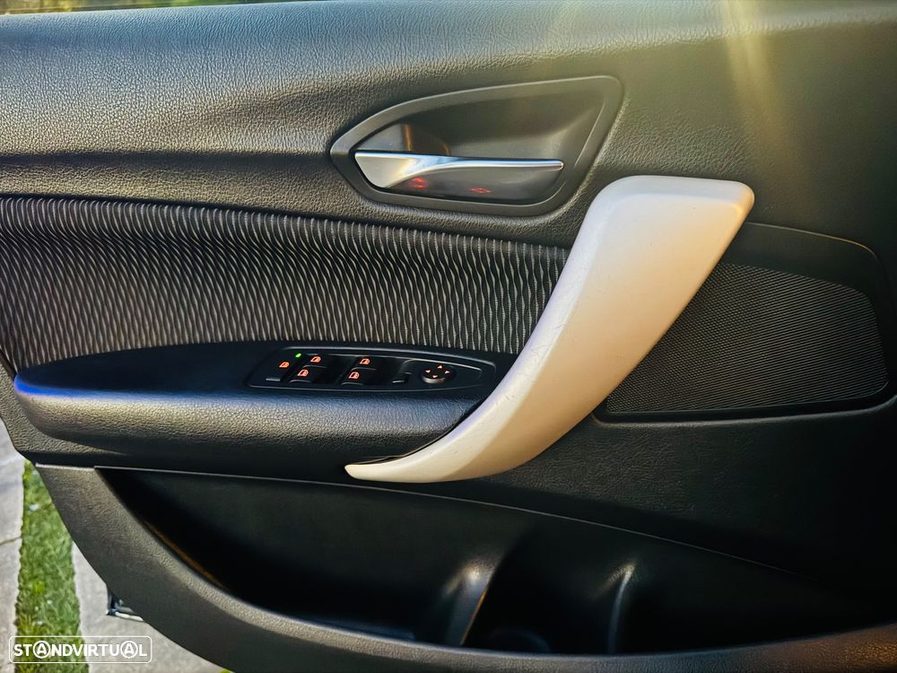 BMW 116 d EfficientDynamics Edition - 13