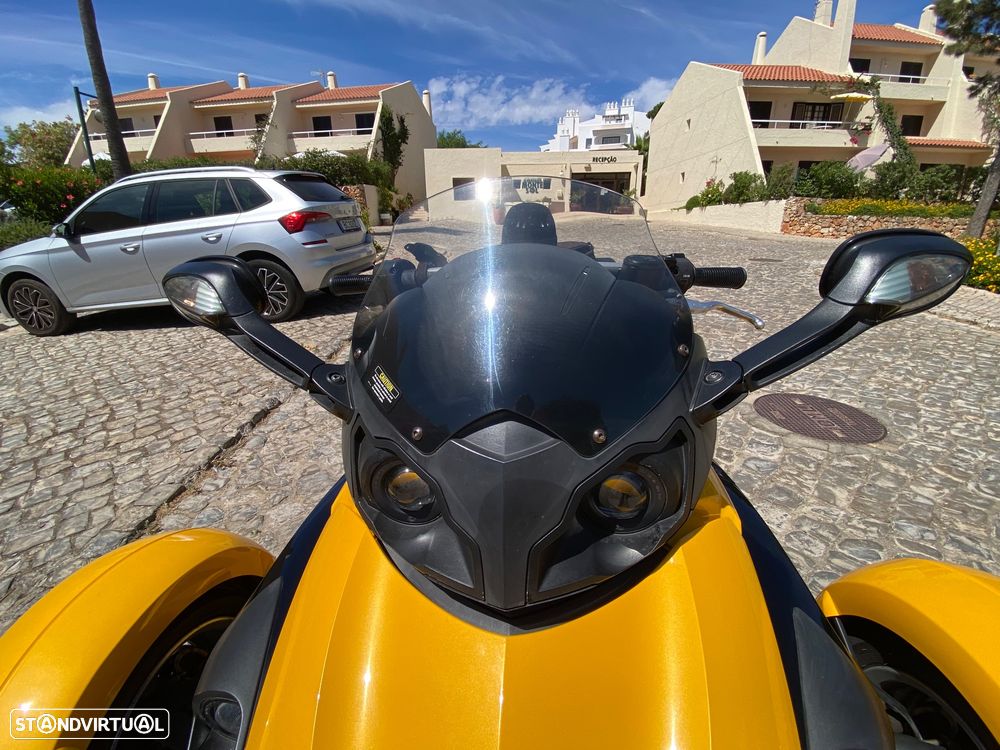 Can-Am Spyder RS Premiere Edition n* 1783 - 17