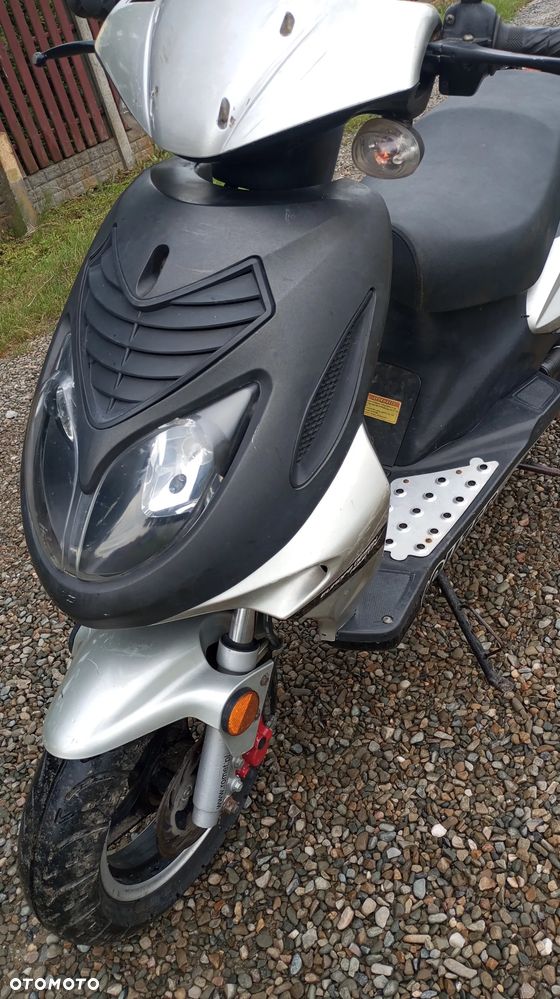 Piaggio Xevo - 2