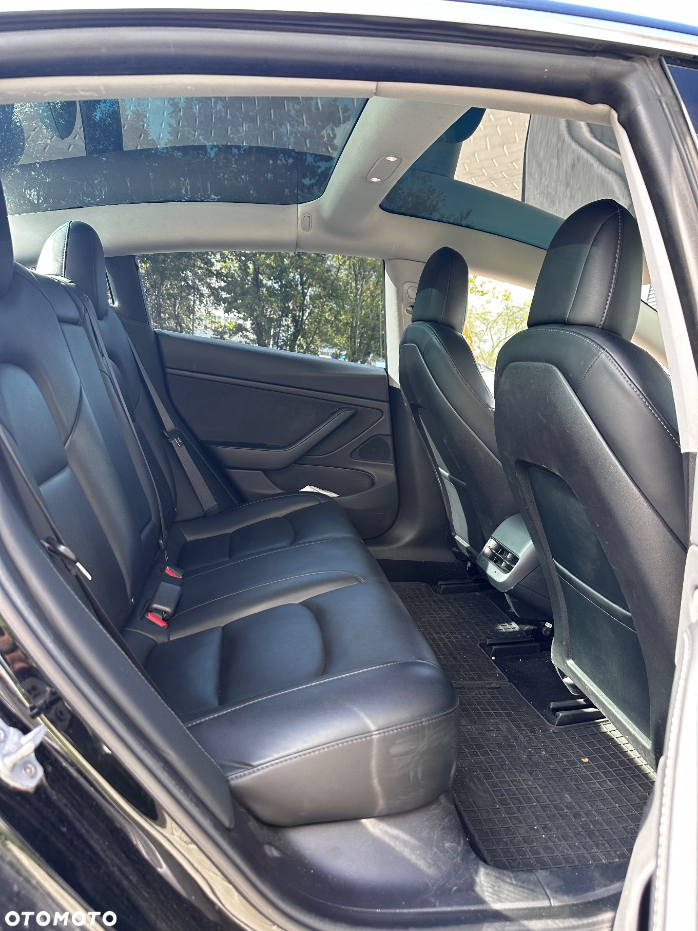 Tesla Model 3 Standard Reichweite Plus Hinterradantrieb - 13