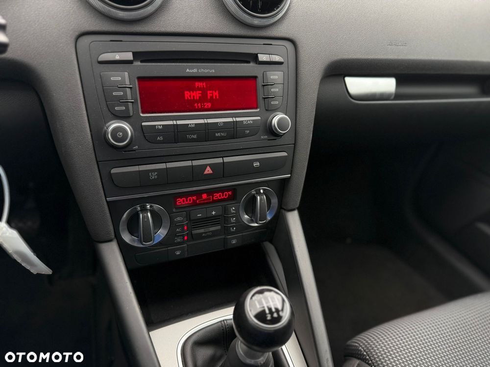 Audi A3 1.4 TFSI Attraction - 13