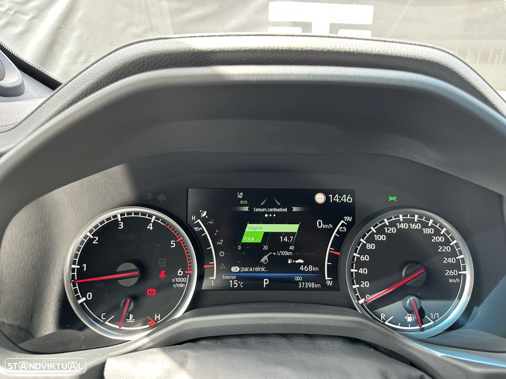 Toyota Land Cruiser 300 70th Anniversary - 23