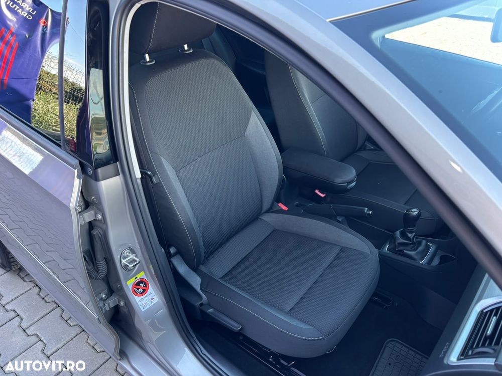 Skoda RAPID 1.2 TSI Ambition - 24