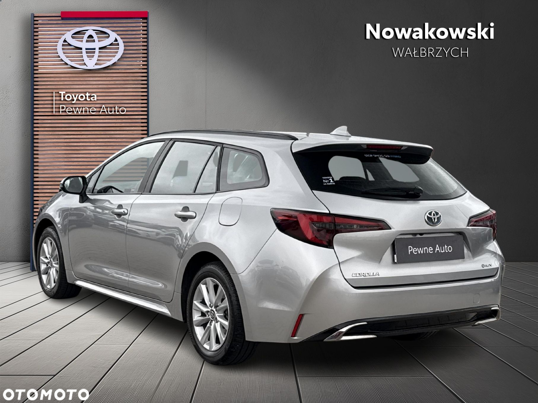 Toyota Corolla - 4