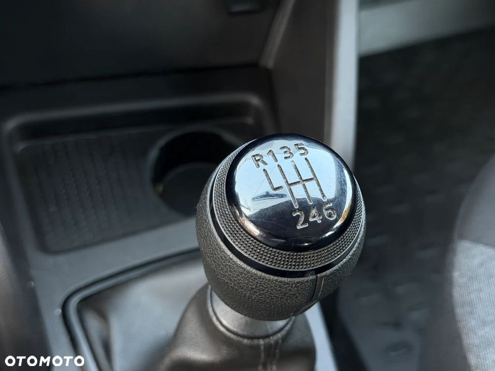 Dacia Duster 1.0 TCe Essential - 22