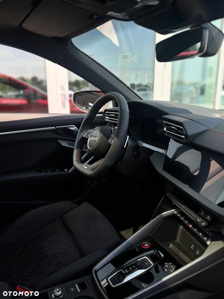 Audi S3 Sportback - 12