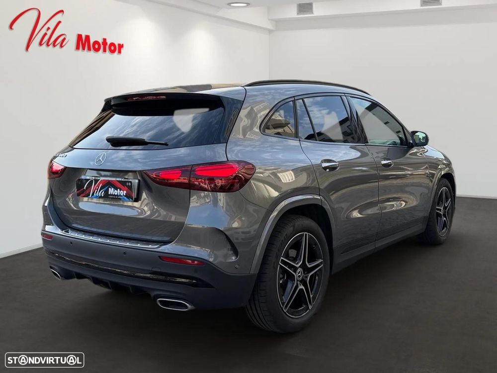 Mercedes-Benz GLA 180 d AMG Line - 3
