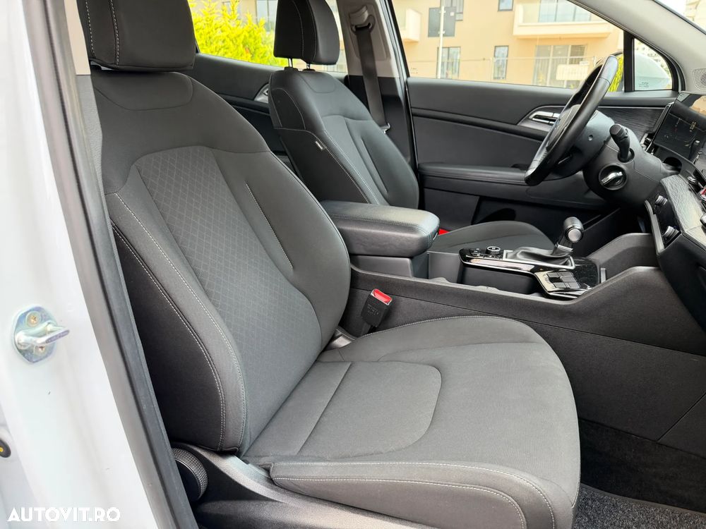 Kia Sportage 1.6 CRDI 2WD Eco-Dynamics+ (48V M-H) DCT Spirit - 27