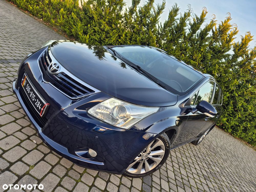 Toyota Avensis 2.0 Prestige NAVI - 17